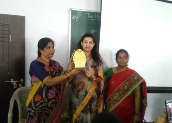 CME at pragati degree college dilsuknagar on PCOS PCOD Personal Hygiene for women 1 CME at pragati degree college dilsuknagar on PCOS PCOD Personal Hygiene for women 1