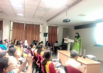 Dr Vandana Hegde Delivering a Lecture on Unruptured Follicle as Faculty at FEHMICON conference 2019 Hyderabad 1 Dr Vandana Hegde Delivering a Lecture on Unruptured Follicle as Faculty at FEHMICON conference 2019 Hyderabad 1