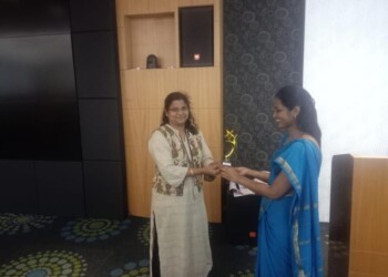 Health Talk by Dr. Rashmi TN and Dr. Vandana Mishra at Infosys 9